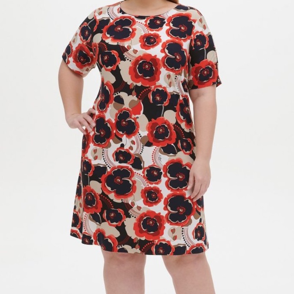 Tommy Hilfiger Sz 14 women’s navy and red poppy print dress. Elegant and classy